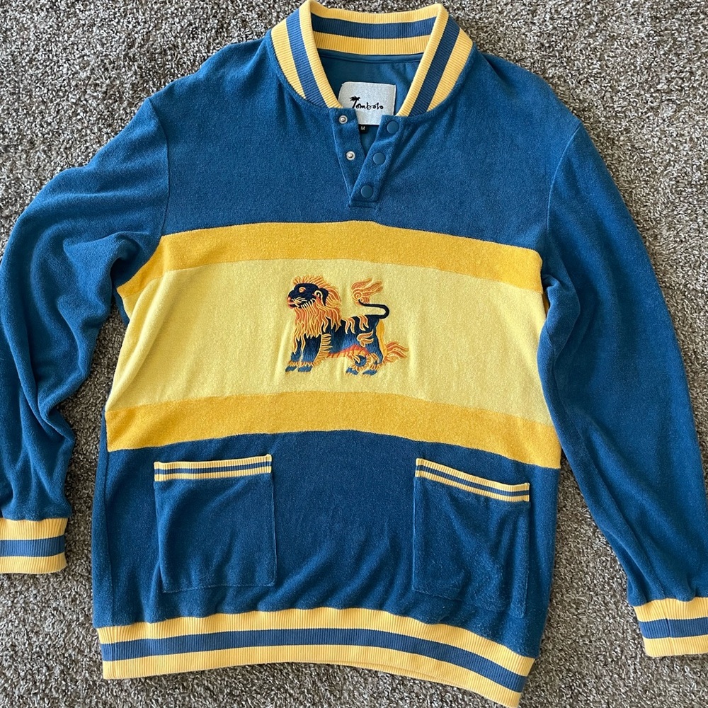 Tombolo Big Cat on Campus Terry Cloth New without Tags Size Medium. Rare.